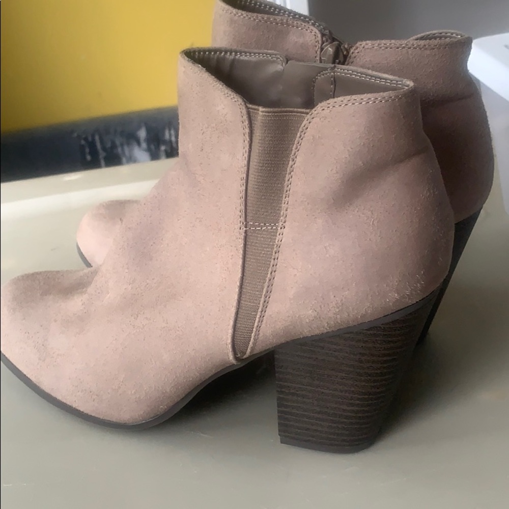 Booties - Picture 3 of 5